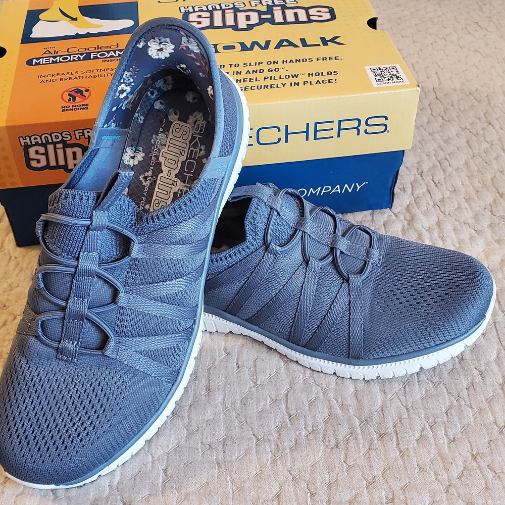 Skechers Blue Sneakers with Breathable Upper and Elastic Lacing